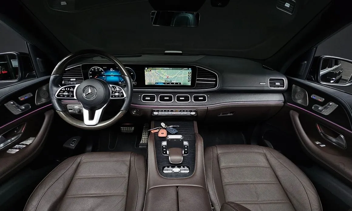 Mercedes-Benz GLS-Class — фото 9