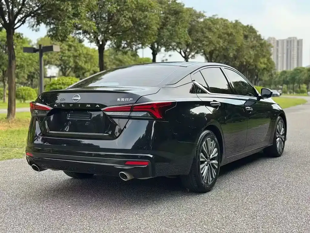 Nissan Teana — фото 10