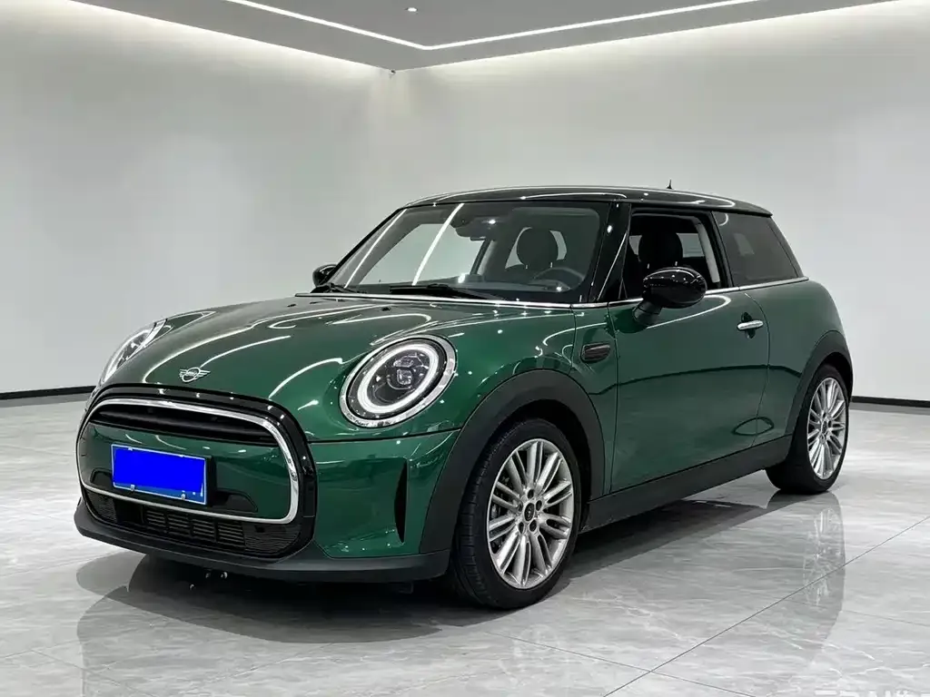MINI Cooper (3-door) — фото 1