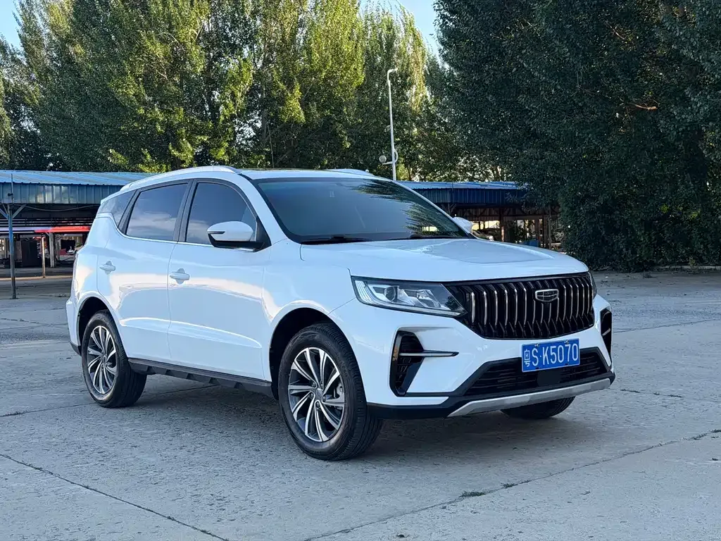 Geely Vision X6 — фото 10