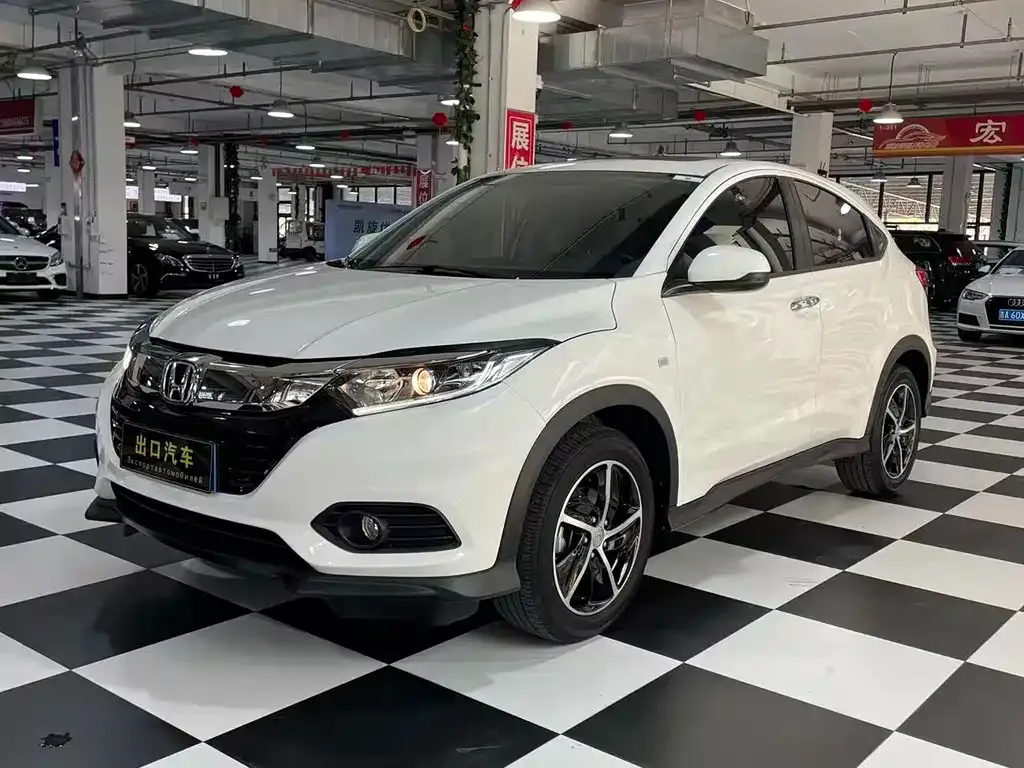 Honda Vezel — фото 1