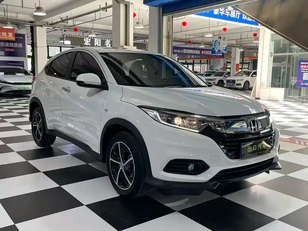 Honda Vezel — фото 8