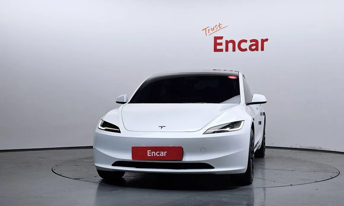 Tesla Model 3 — фото 3