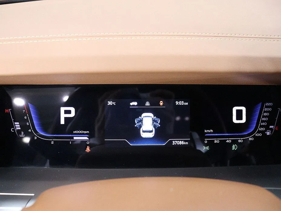 KG Mobility (Ssangyong) Torres — фото 9