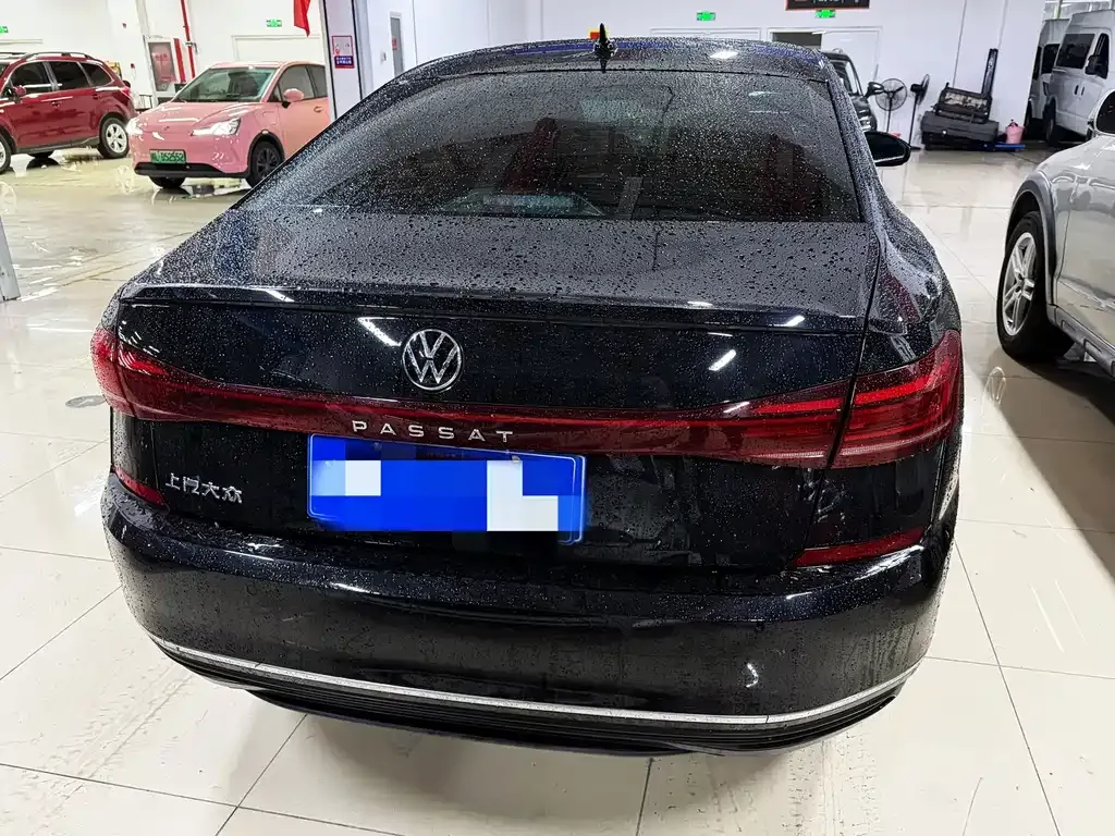 Volkswagen Passat — фото 5