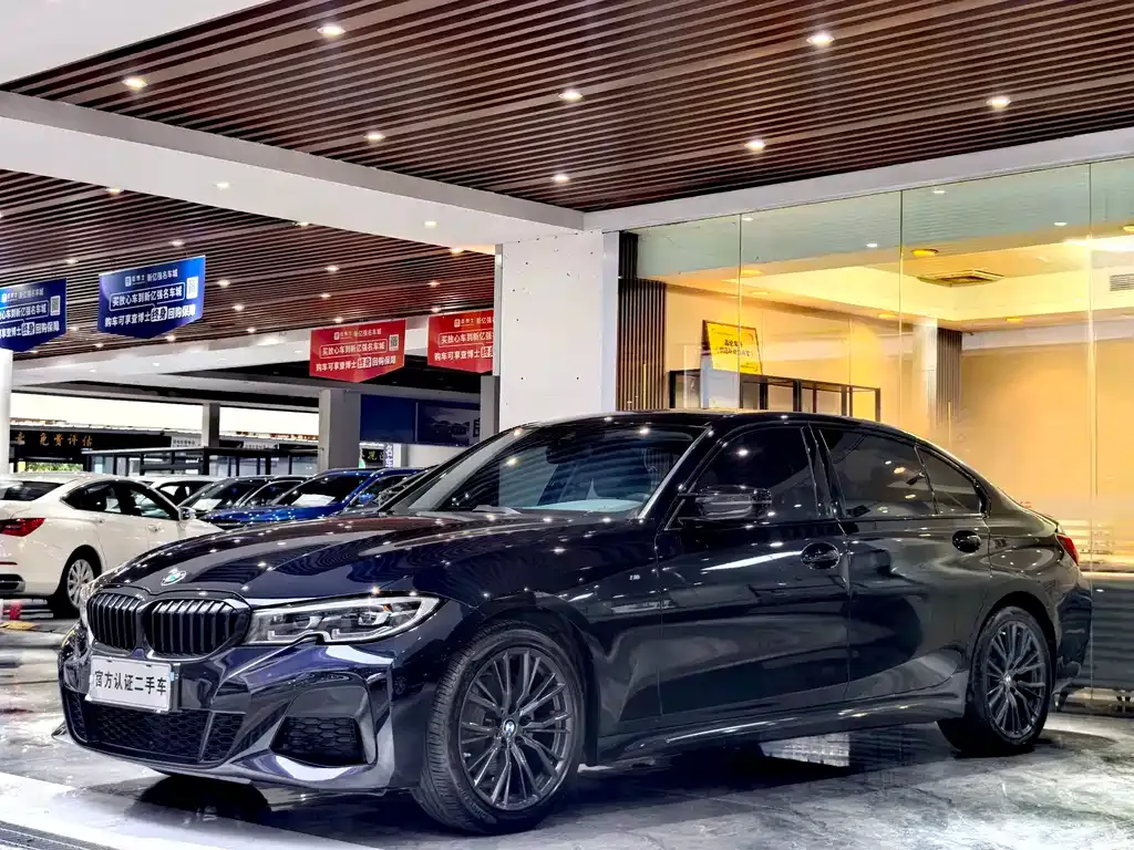 BMW 3 Series — фото 1