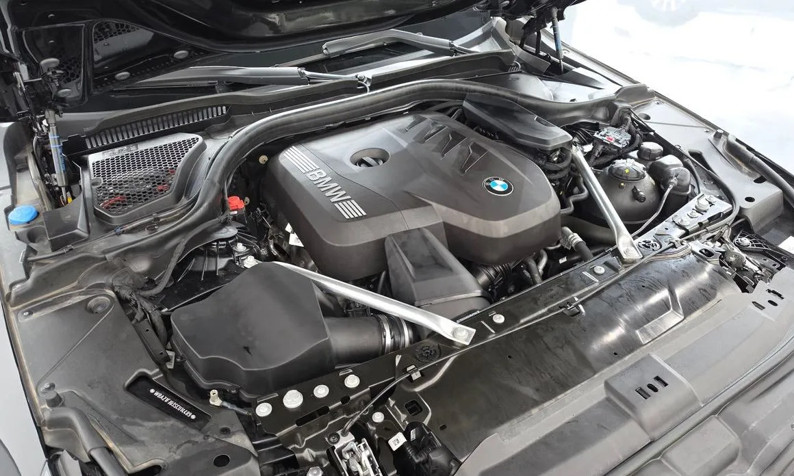 BMW 5-Series 2025 из KR, фото 10