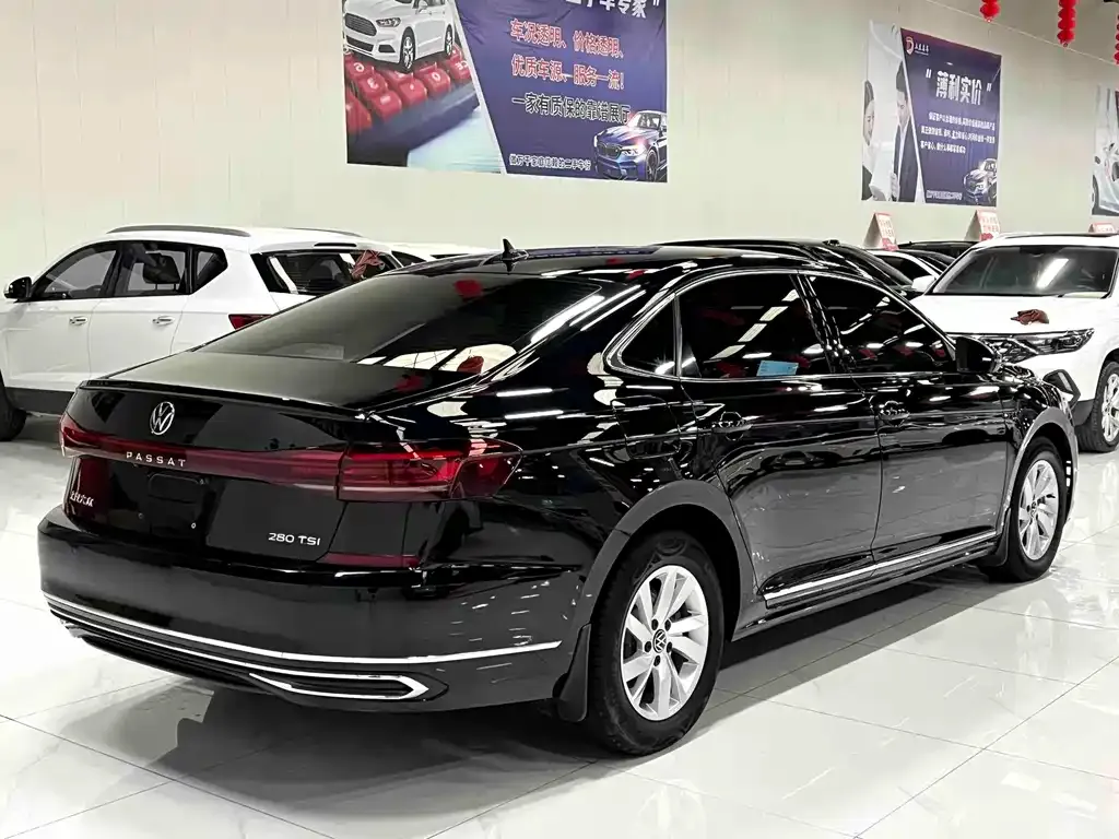 Volkswagen Passat — фото 5