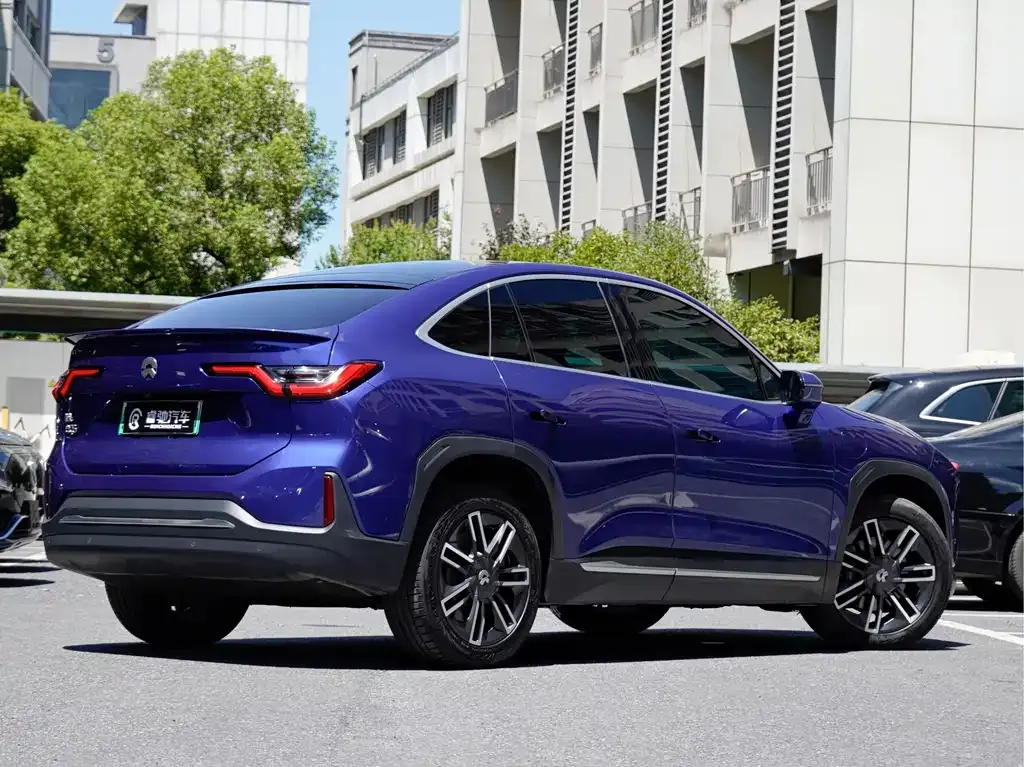 NIO EC6 — фото 10