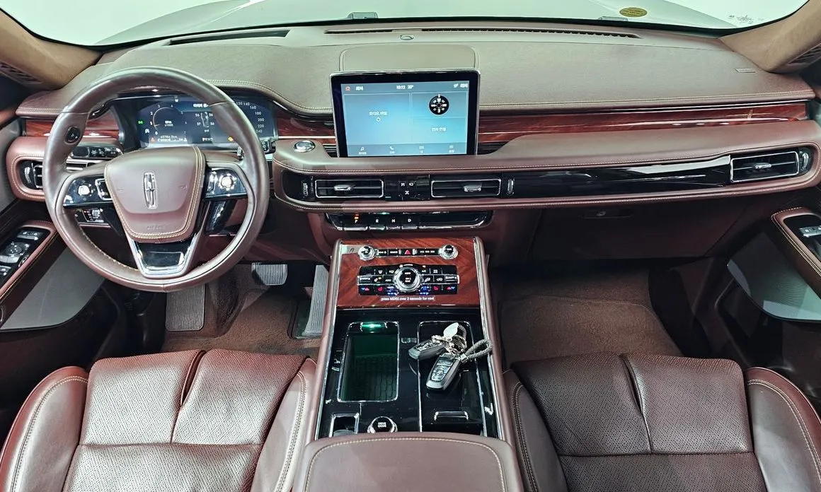 Lincoln Aviator 2021 из KR, фото 9