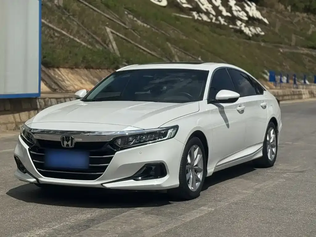 Honda Accord — фото 5