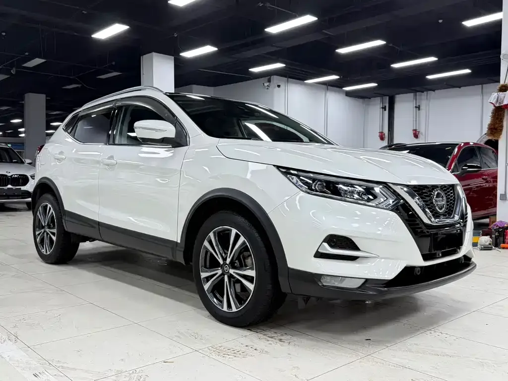 Nissan Qashqai — фото 6