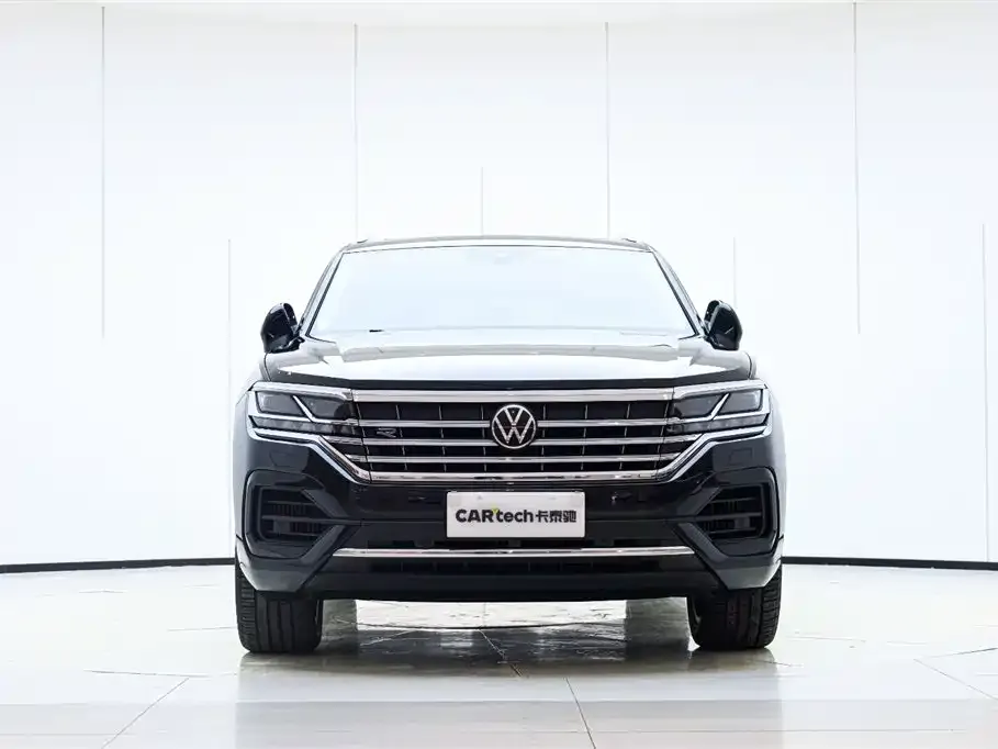 Volkswagen Touareg — фото 2