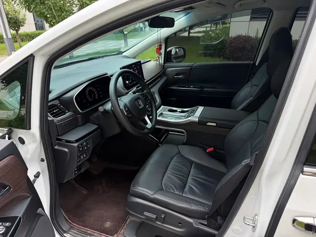Honda Odyssey 2024 из CN, фото 2