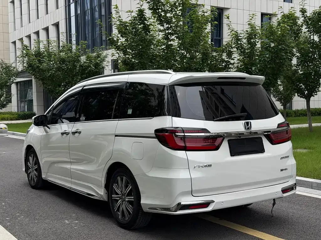 Honda Odyssey 2024 из CN, фото 8
