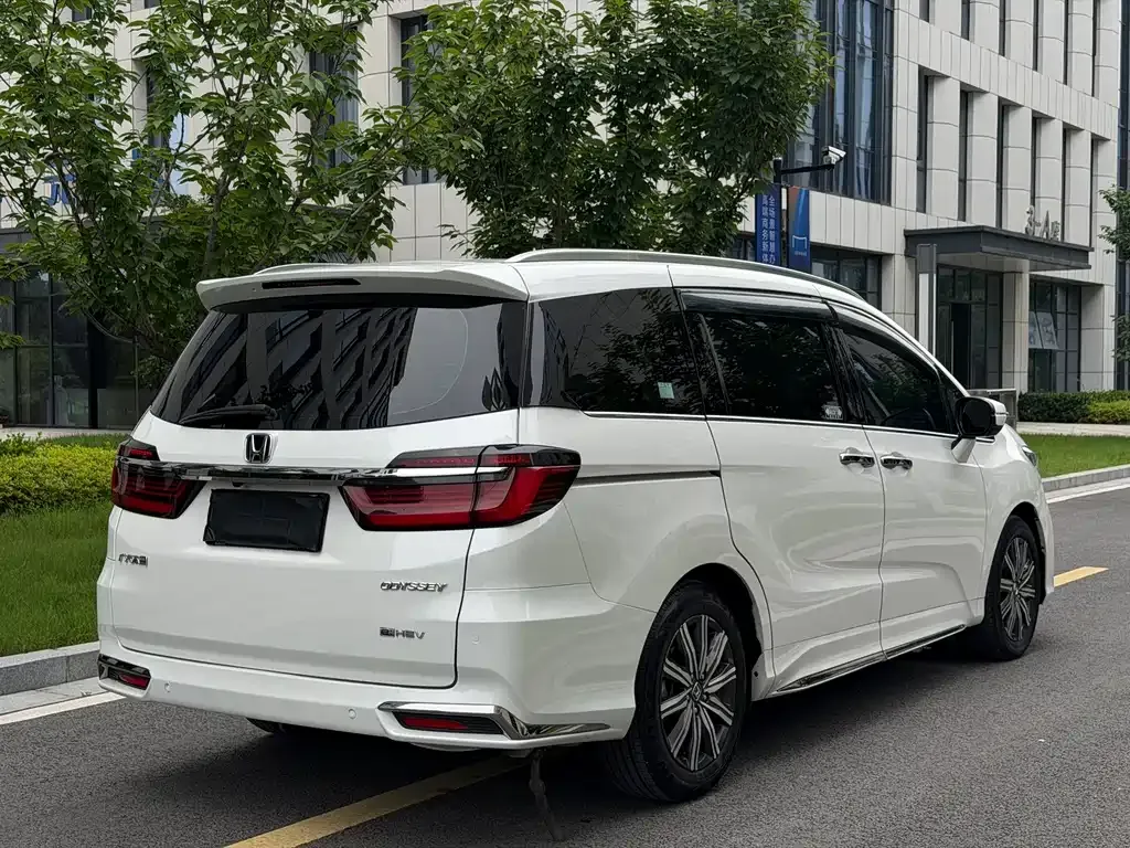 Honda Odyssey 2024 из CN, фото 5