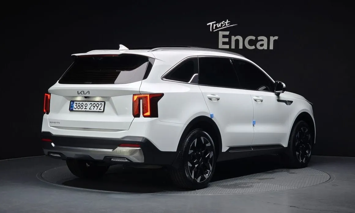 Kia Sorento — фото 4