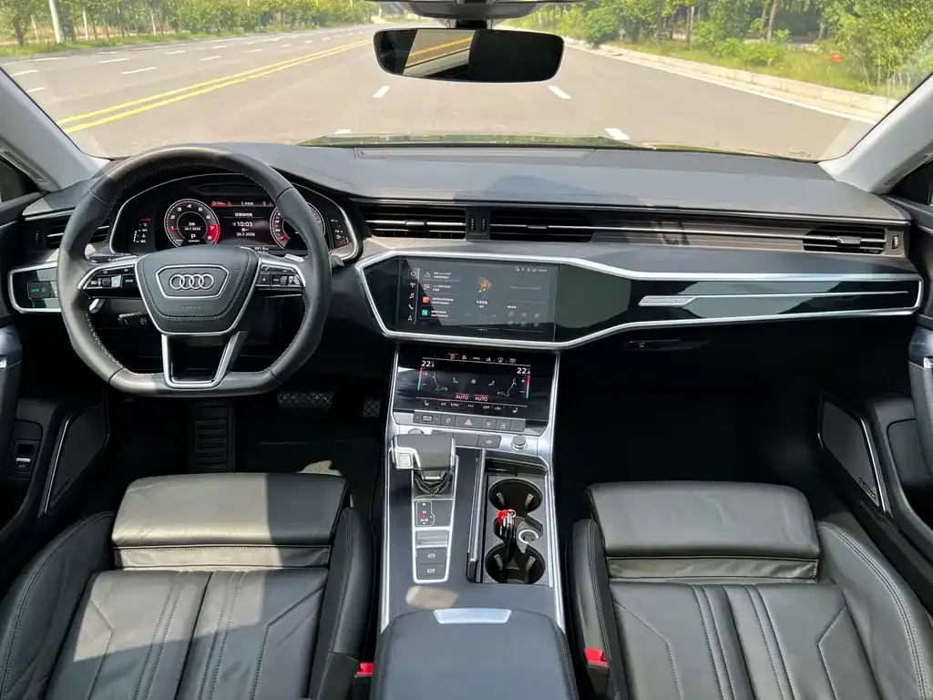 Audi A7 — фото 9