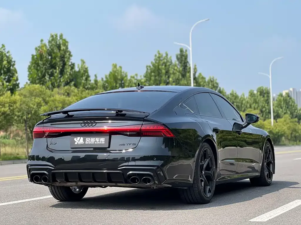 Audi A7 — фото 5