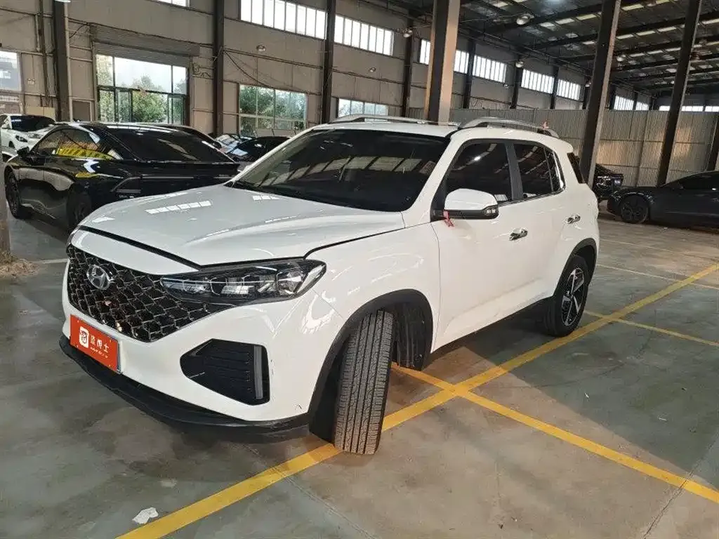 Hyundai ix35 — фото 1