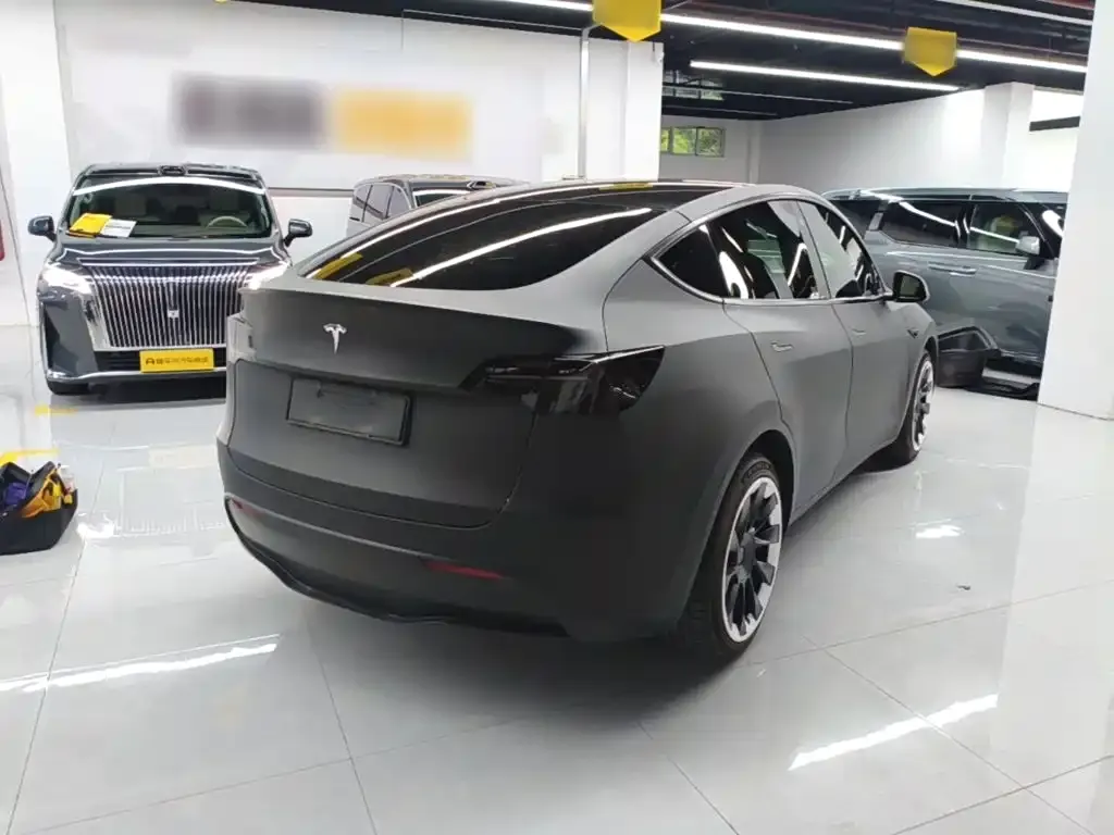 Tesla Model Y — фото 4
