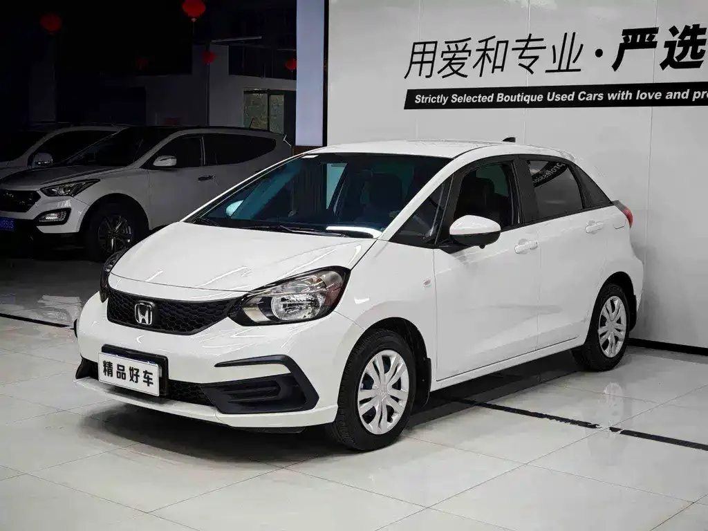 Honda Fit — фото 1