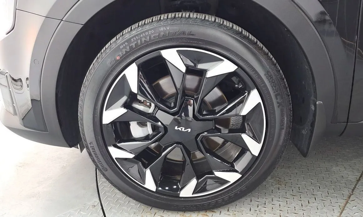 Kia Sorento — фото 5