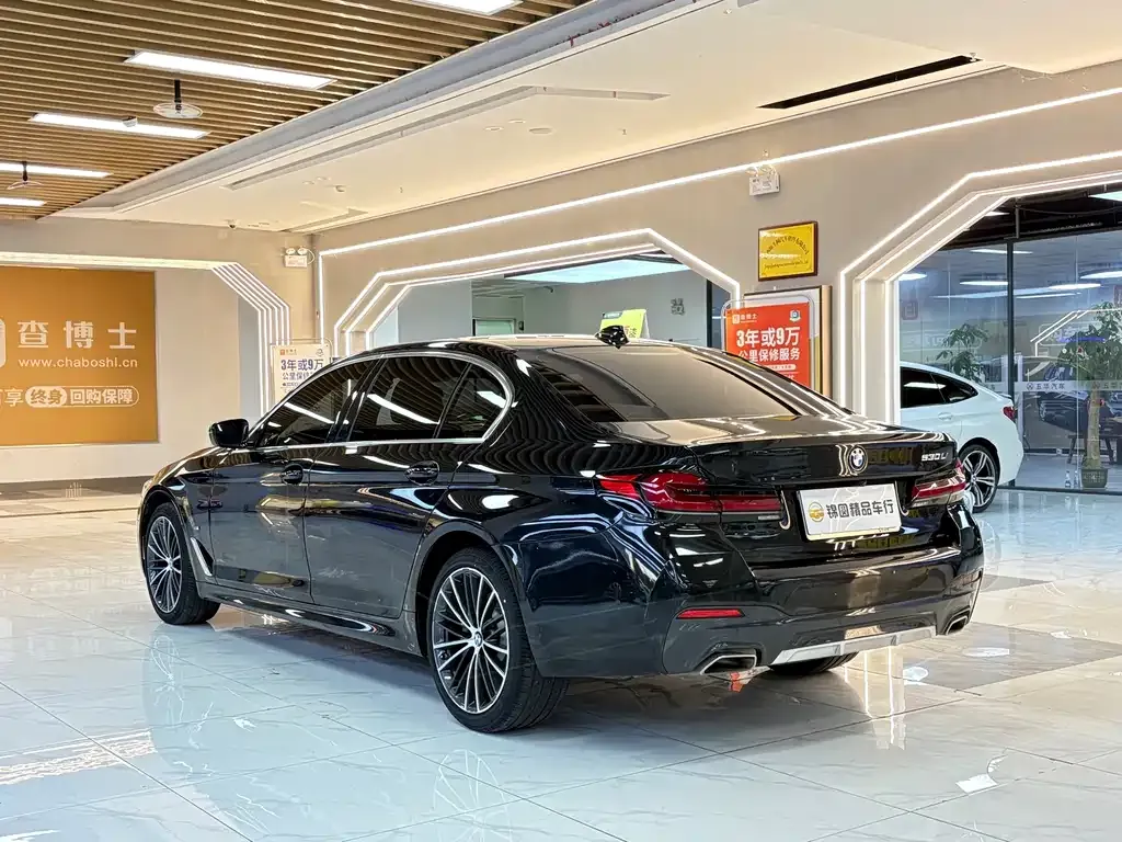 BMW 5 Series — фото 2