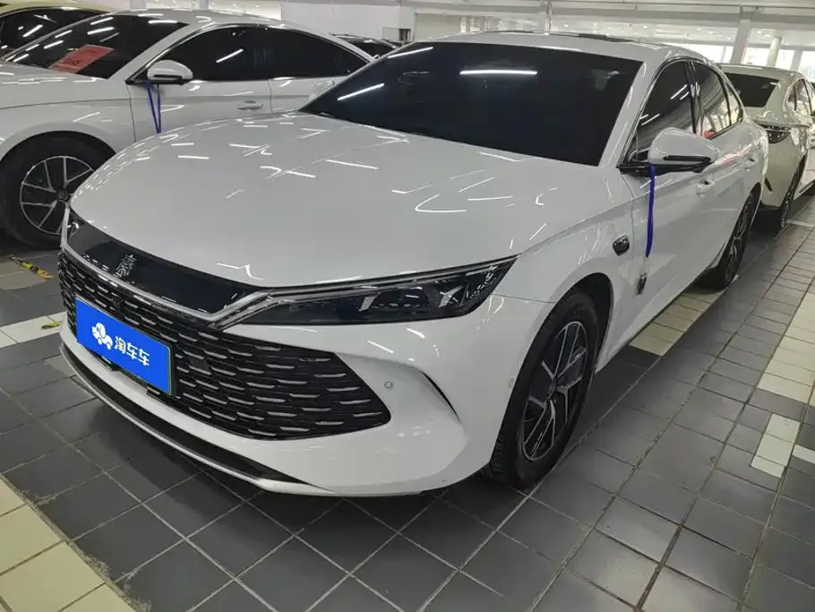 BYD Qin L — фото 1