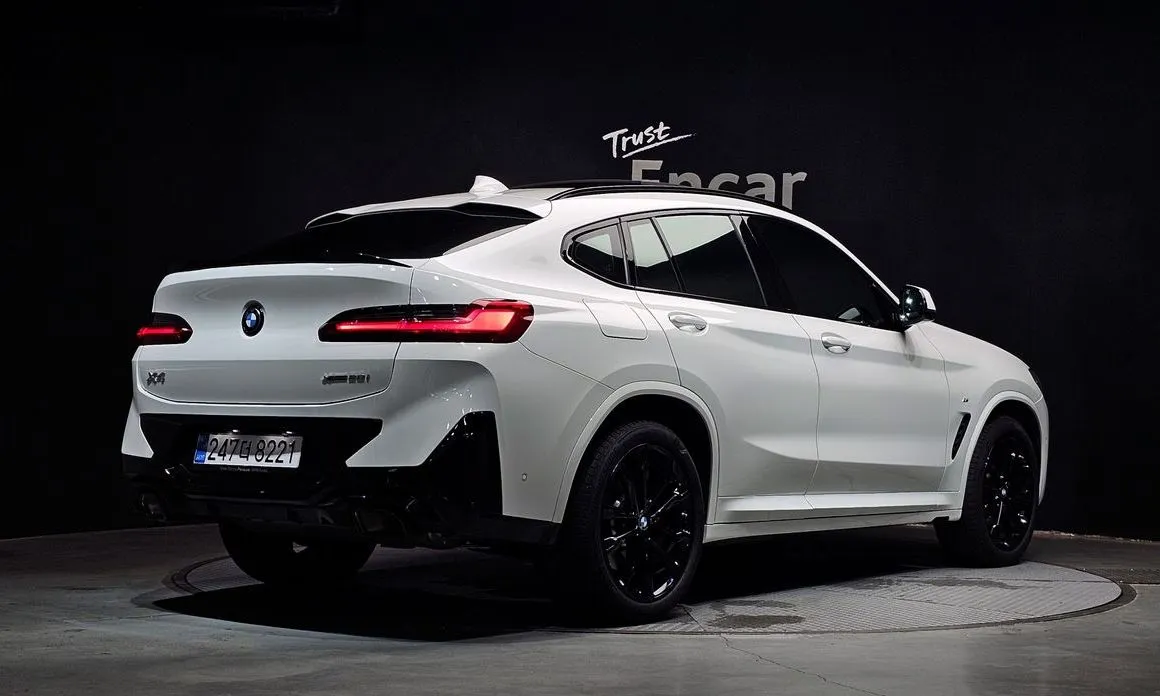BMW X4 — фото 4