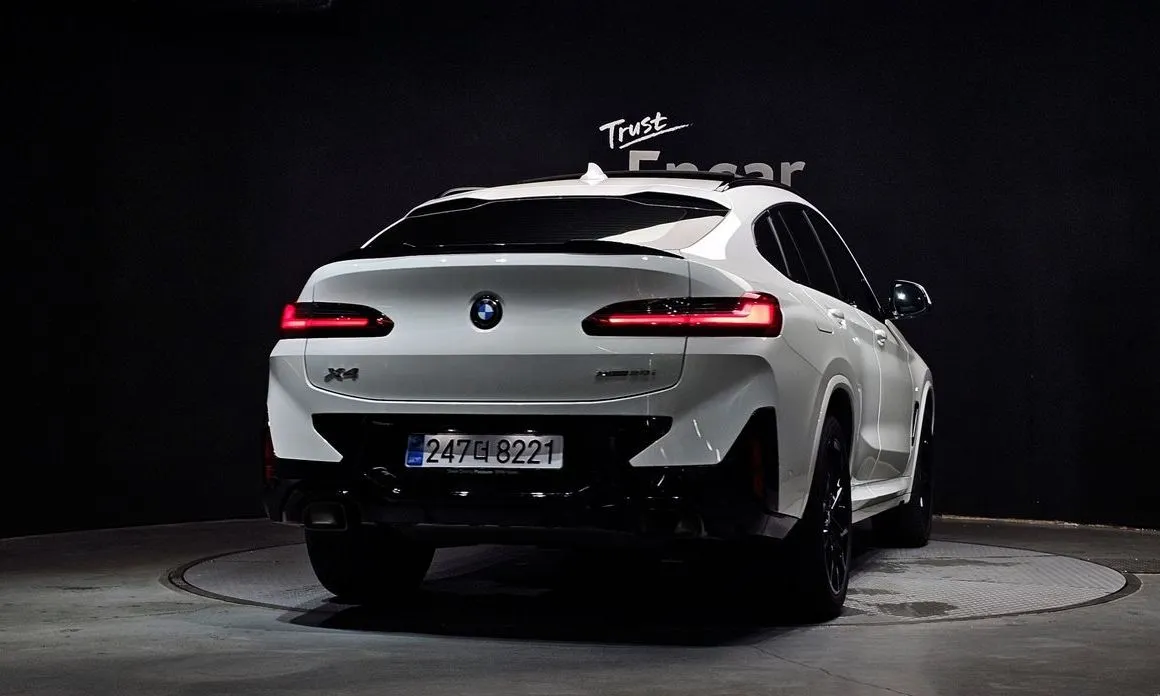 BMW X4 — фото 8