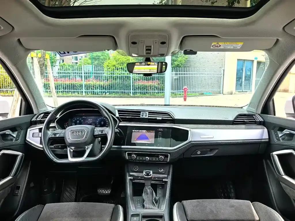 Audi Q3 2021 из CN, фото 4