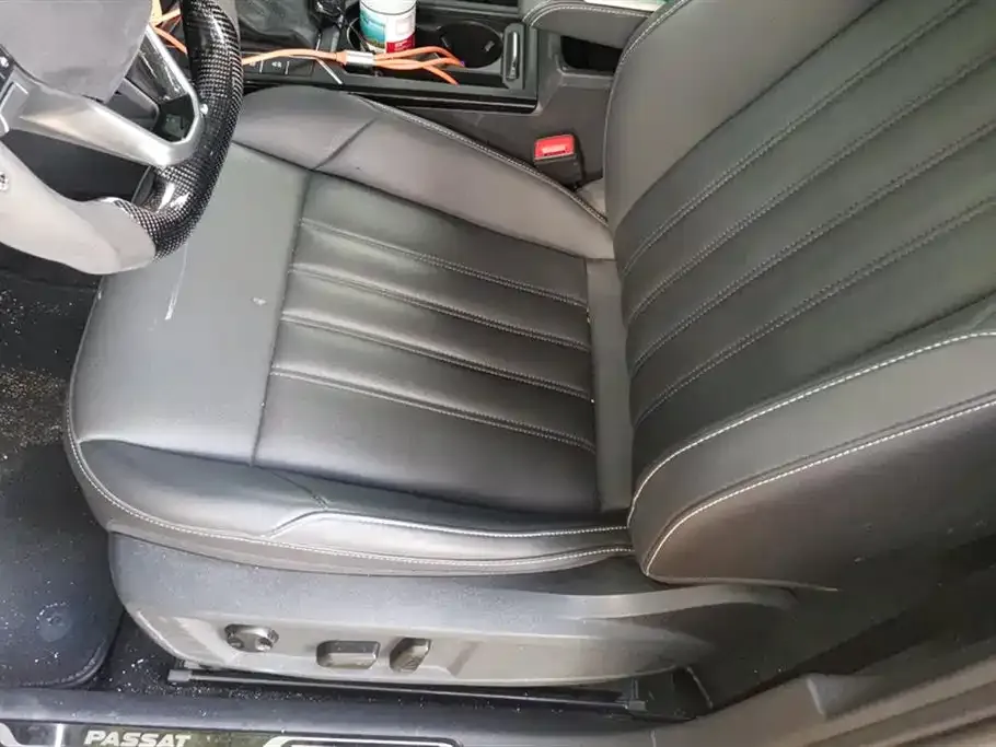 Volkswagen Passat 2021 из CN, фото 10