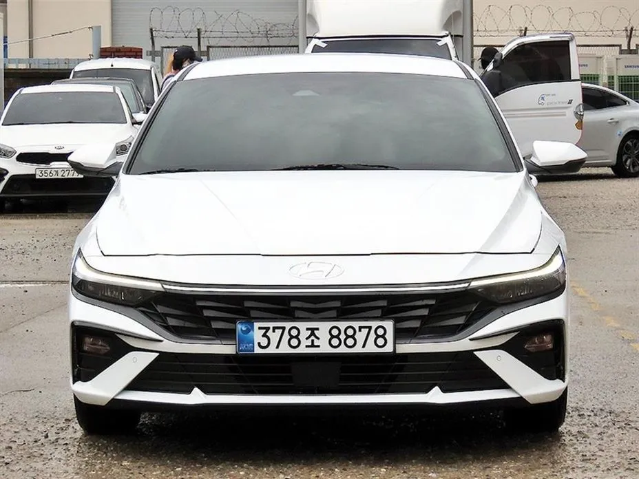 Hyundai AVANTE — фото 5