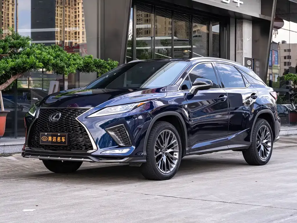 Lexus RX — фото 1