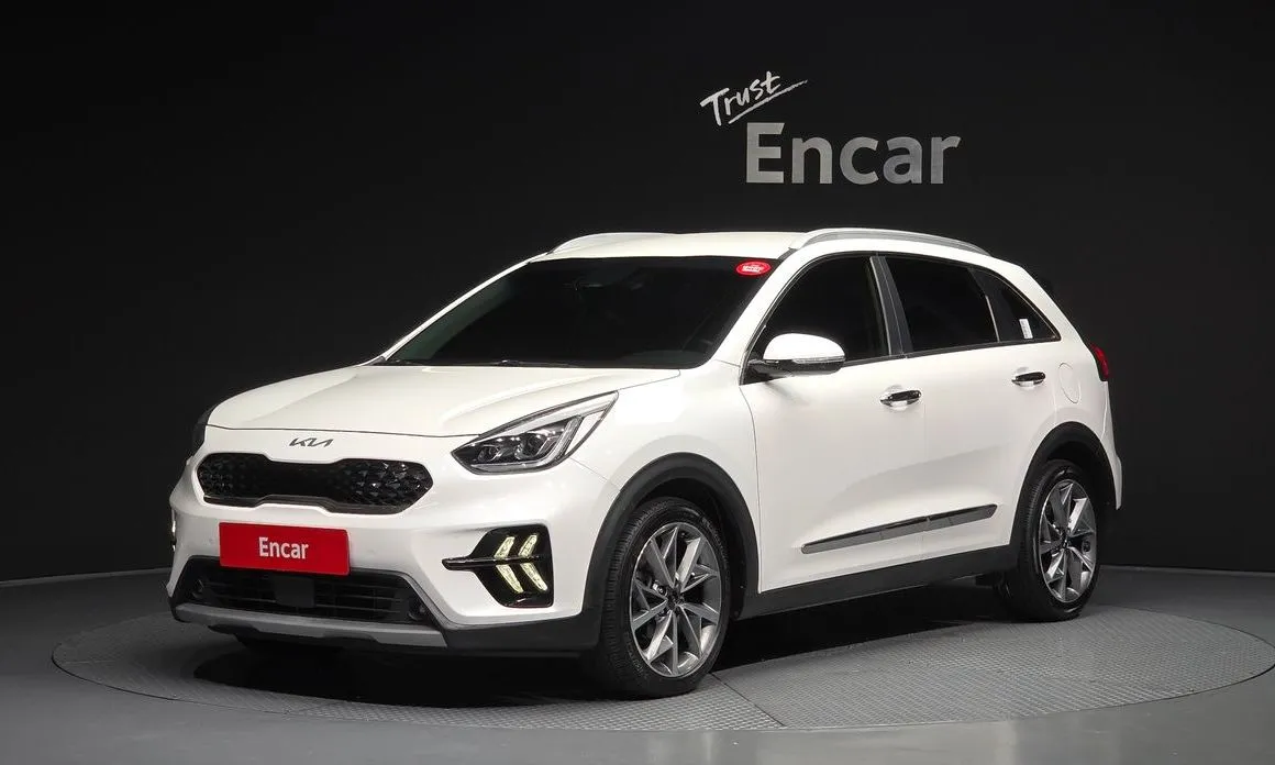 Kia Niro — фото 1