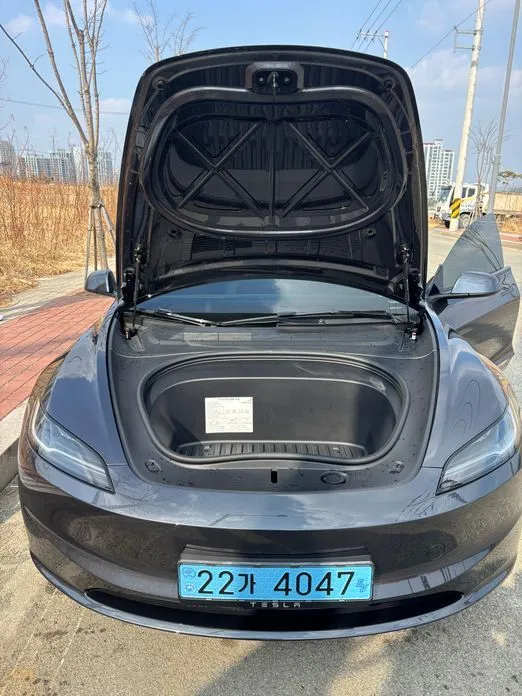 Tesla Model 3 — фото 10