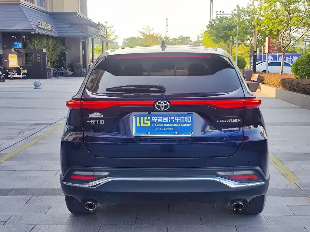 Toyota Harrier — фото 6