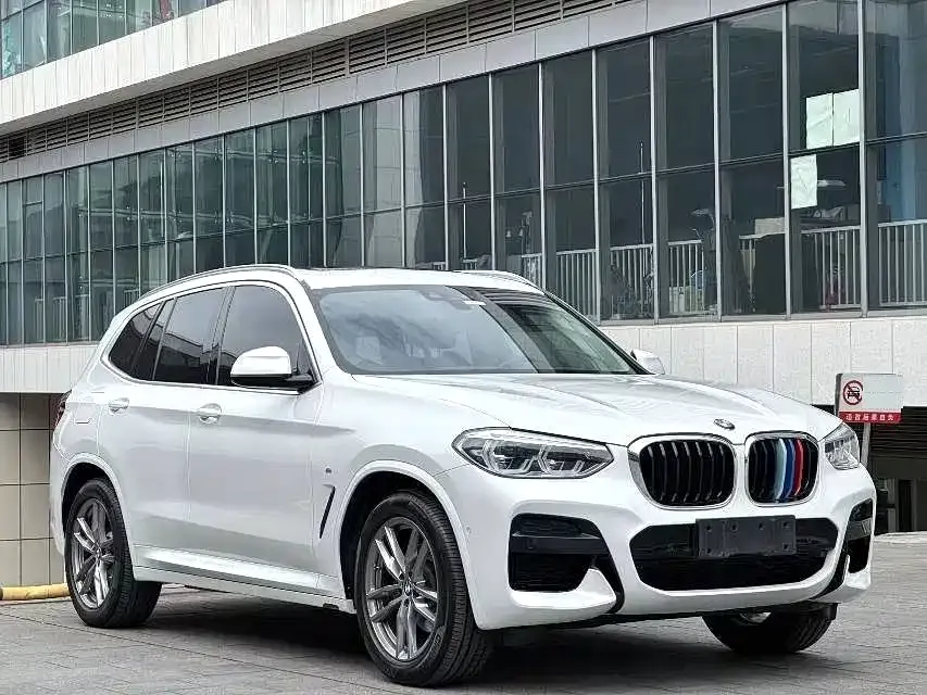 BMW X3 — фото 9