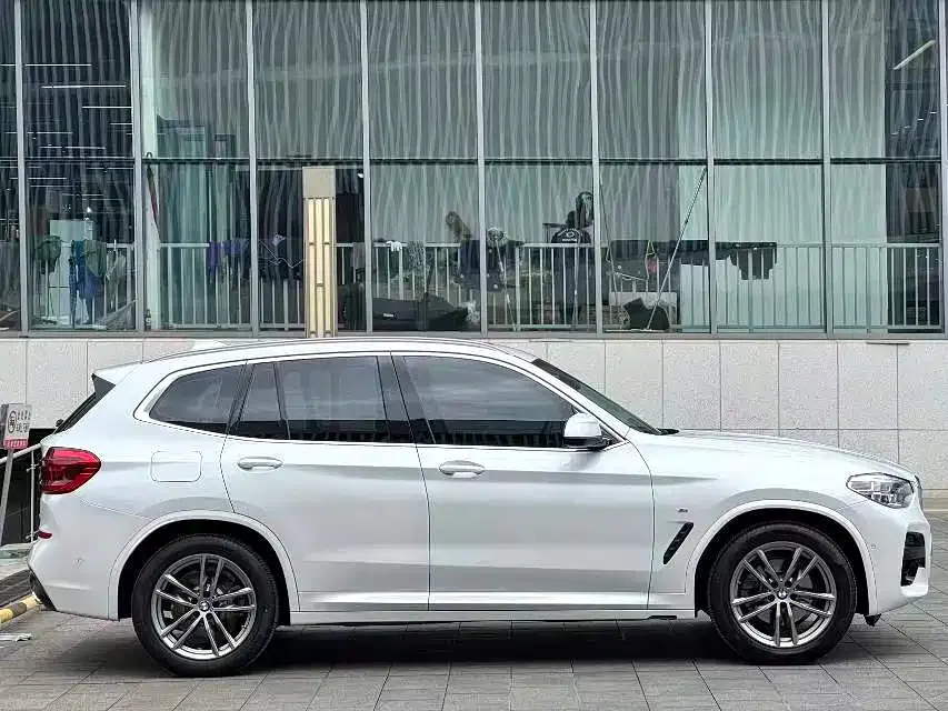 BMW X3 — фото 8