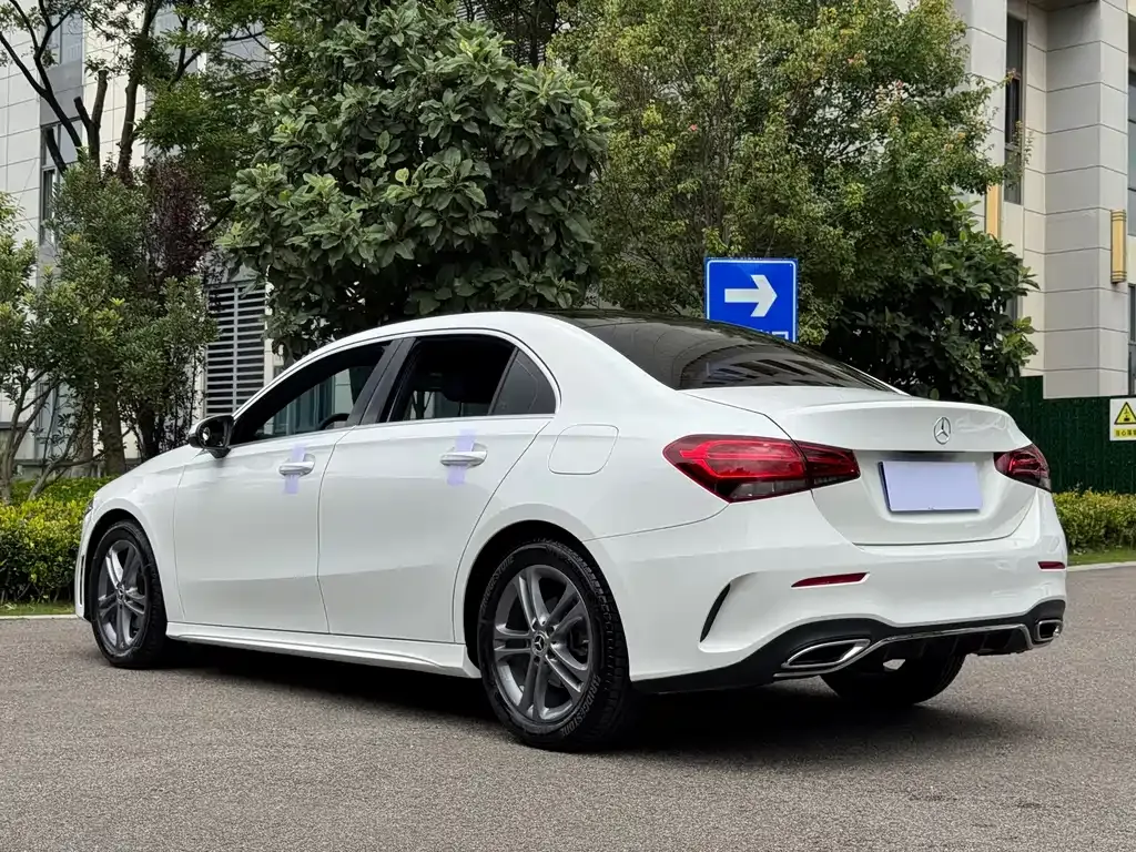 Mercedes-Benz A-Class — фото 9