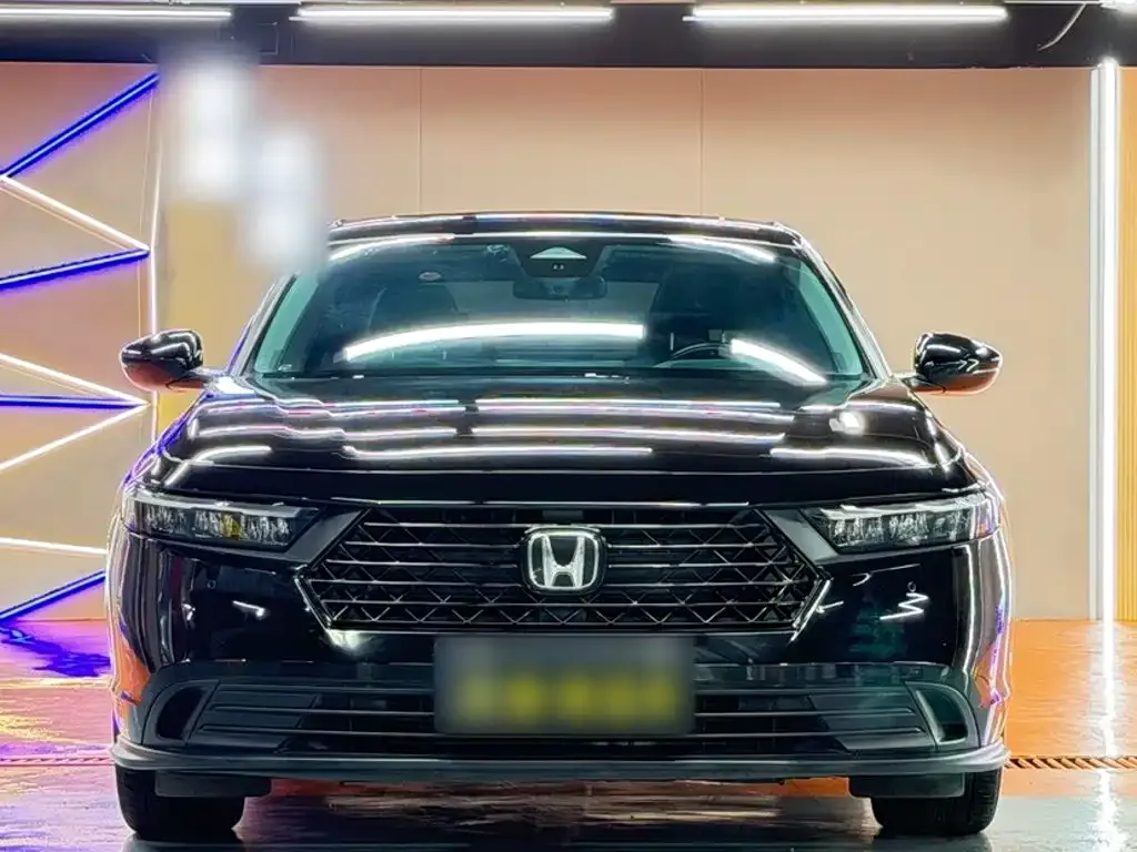 Honda Accord — фото 8