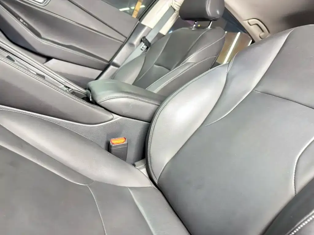 Honda Accord — фото 6