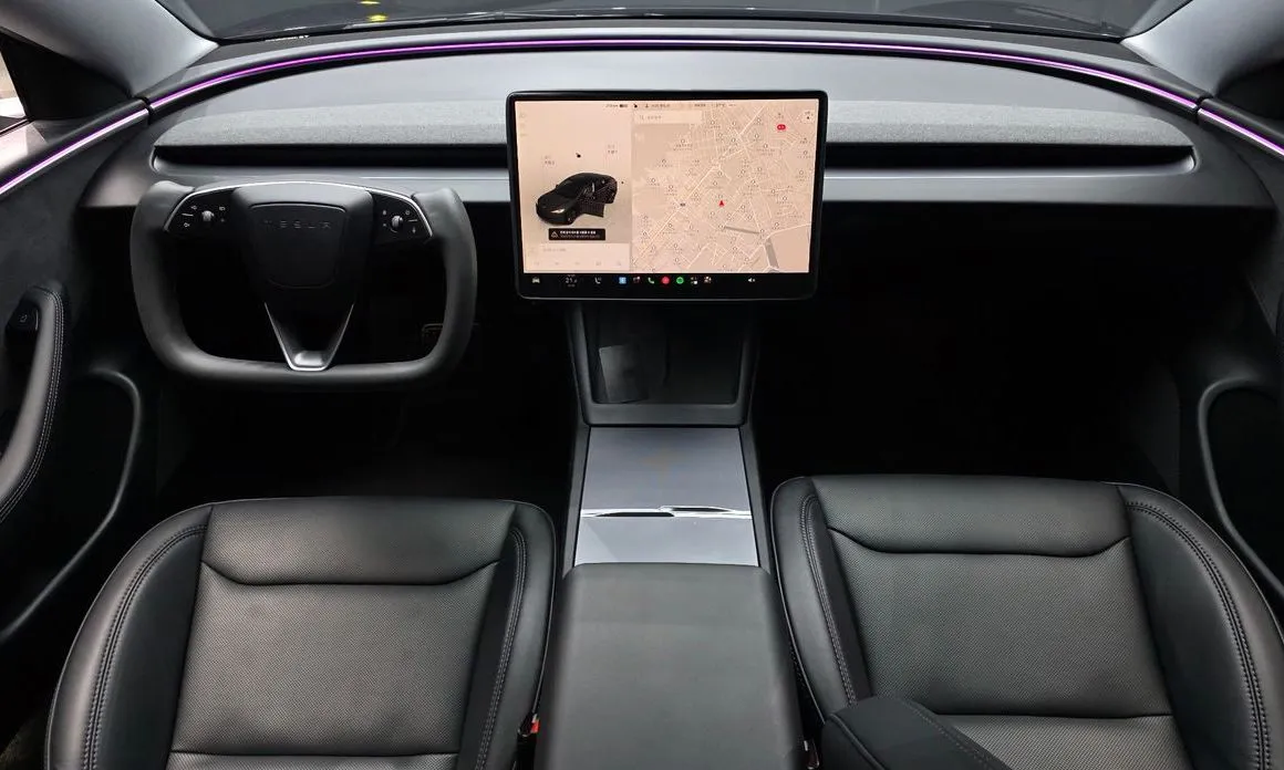 Tesla Model 3 — фото 8