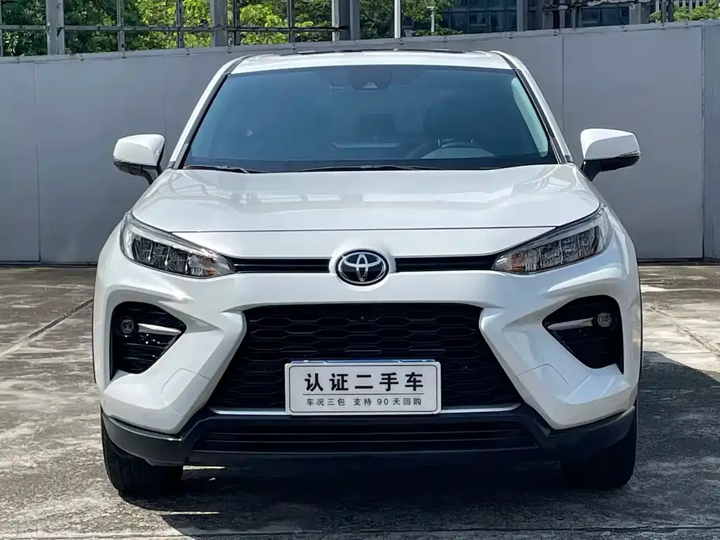 Toyota Wildlander — фото 9