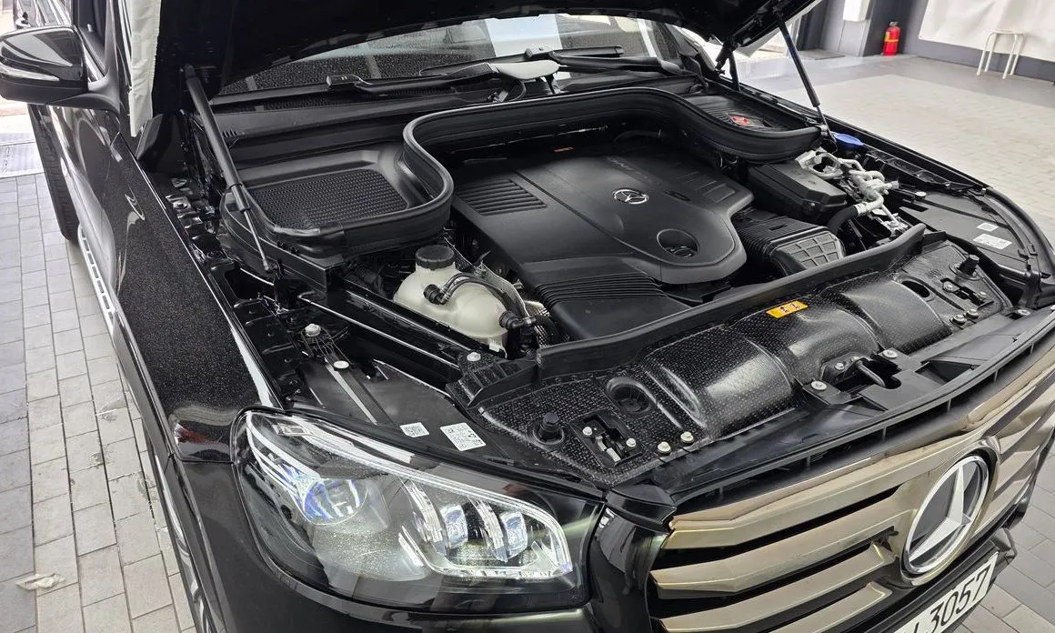 Mercedes-Benz GLS-Class — фото 10