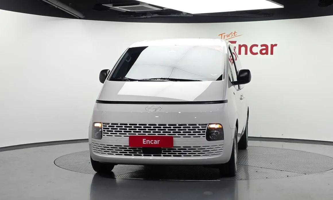Hyundai Staria — фото 3