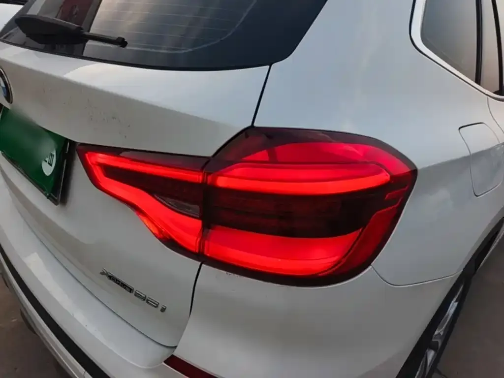 BMW X3 — фото 2