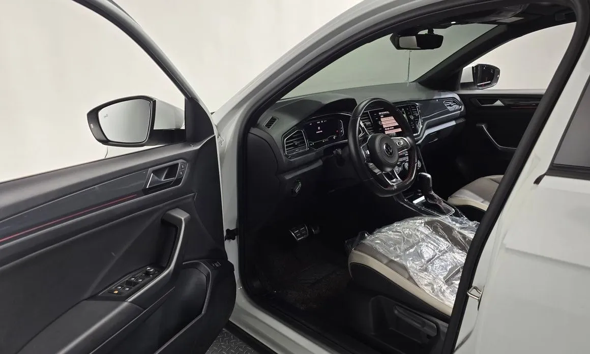Volkswagen T-Roc 2021 из KR, фото 4
