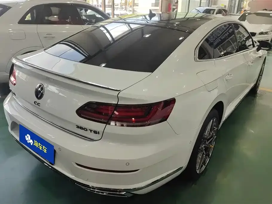Volkswagen CC — фото 6